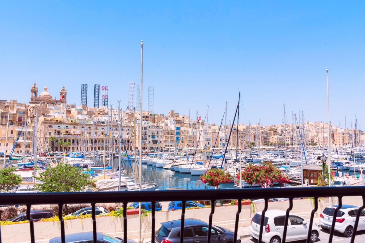 Vittoriosa' Seafront 2 Bed Highly Furnished Apartment Exteriör bild