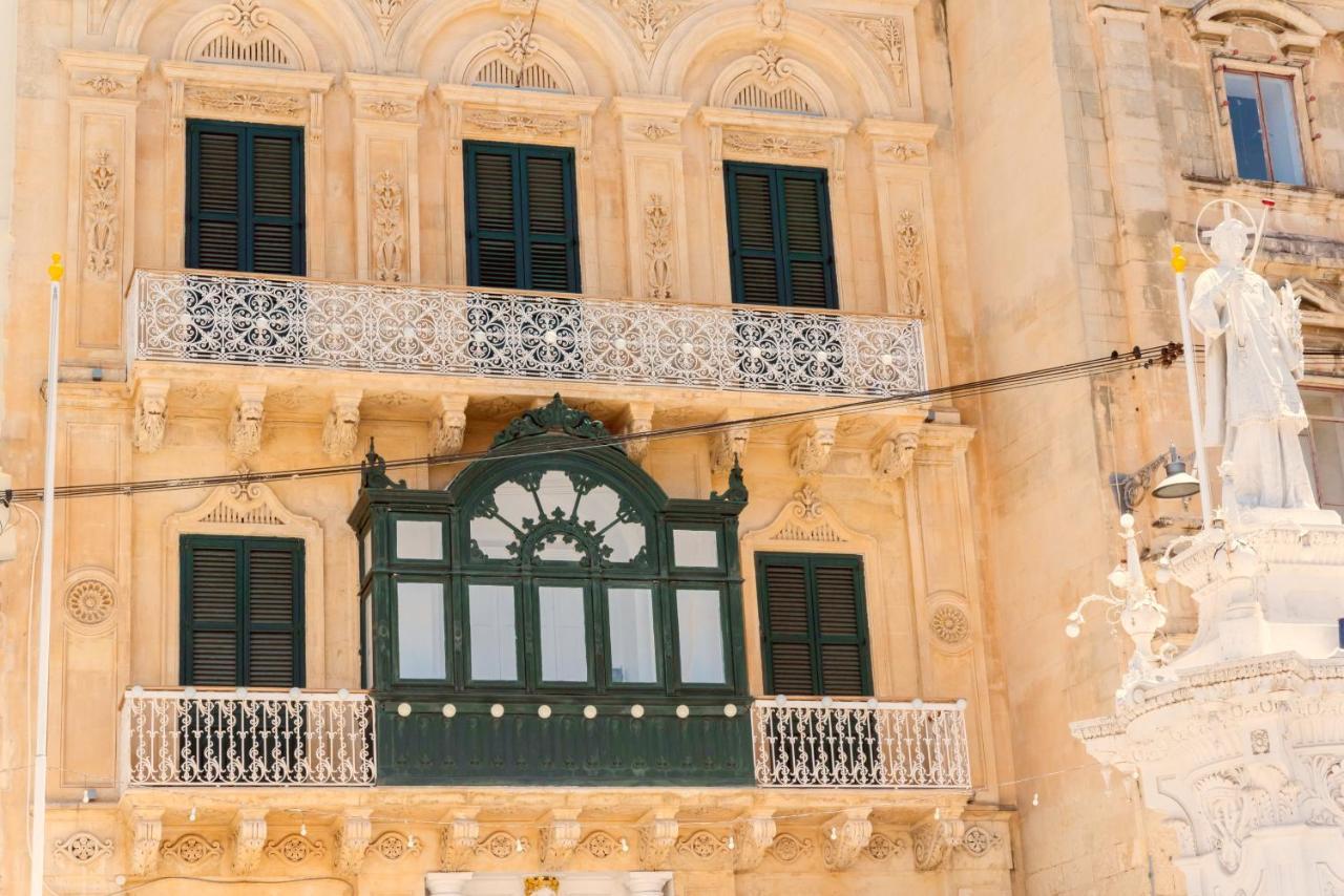 Vittoriosa' Seafront 2 Bed Highly Furnished Apartment Exteriör bild