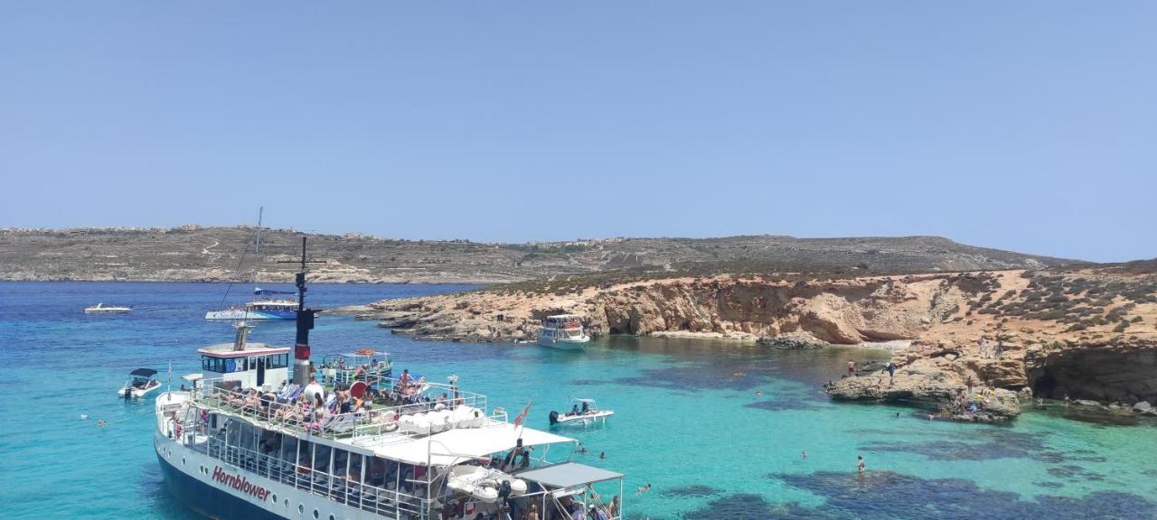 Vittoriosa' Seafront 2 Bed Highly Furnished Apartment Exteriör bild
