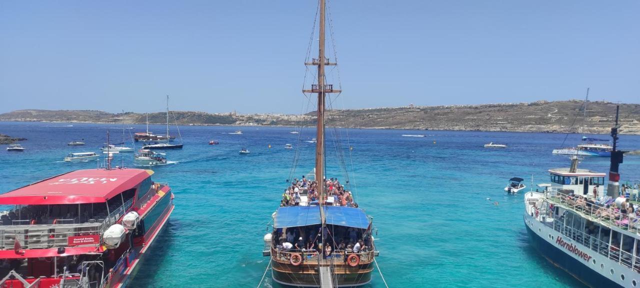 Vittoriosa' Seafront 2 Bed Highly Furnished Apartment Exteriör bild